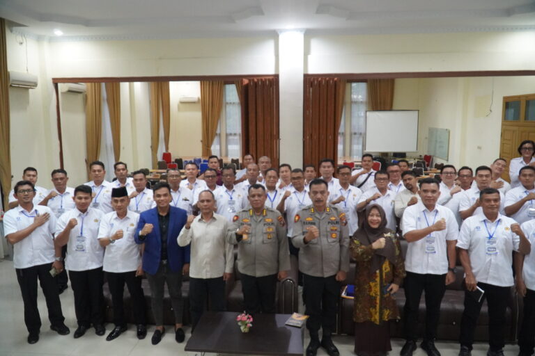 Kolaborasi PKPA POLDASU dan PERADI Medan Sukses diselenggarakan Sampai Akhir