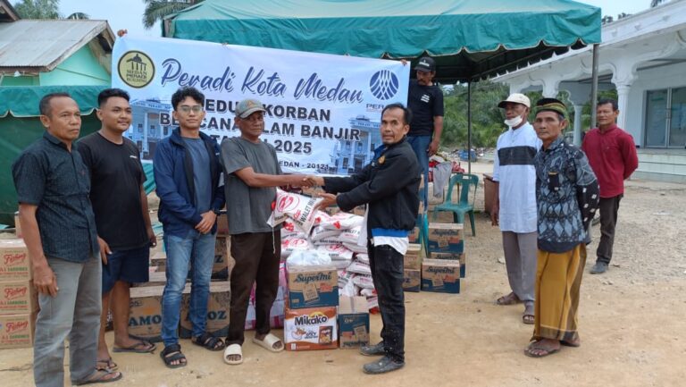 DPC PERADI Kota Medan Salurkan Bantuan untuk Korban Bencana Alam Tahun 2025